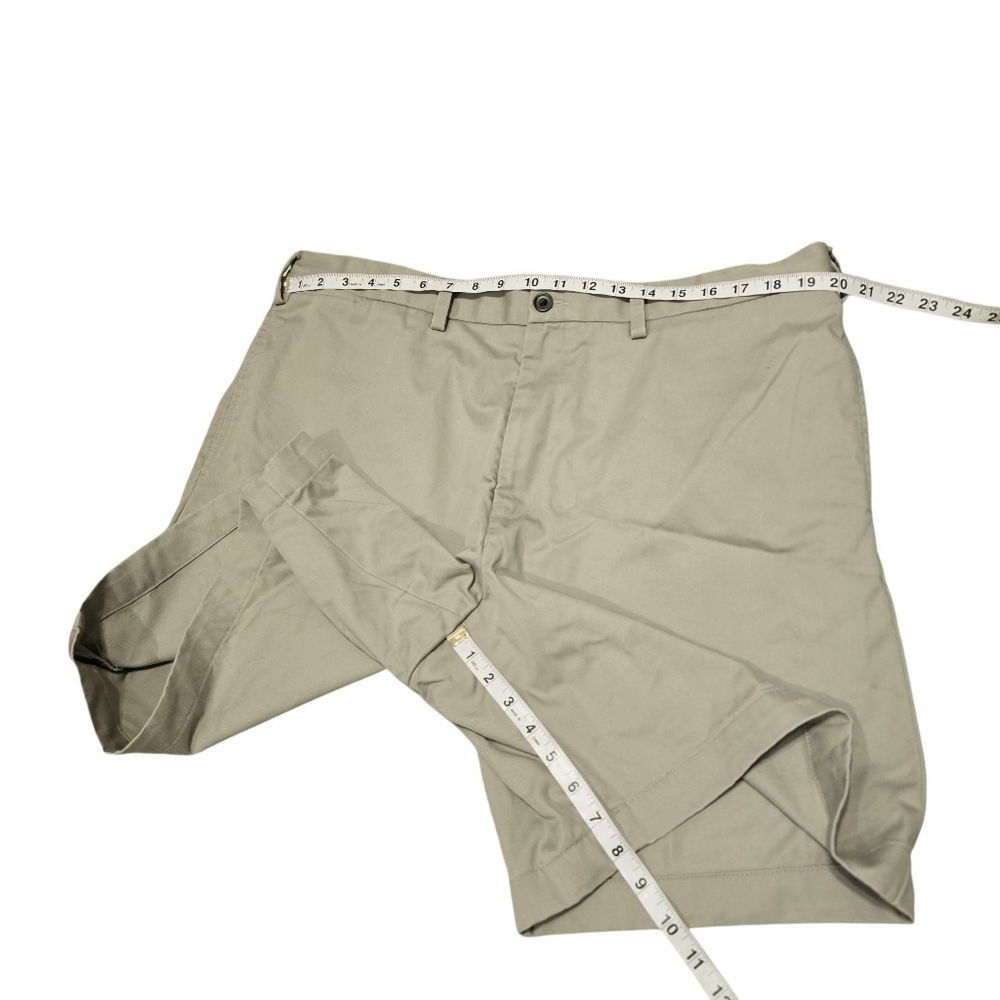 Eddie Bauer Khaki Shorts 40 - Picture 5 of 6